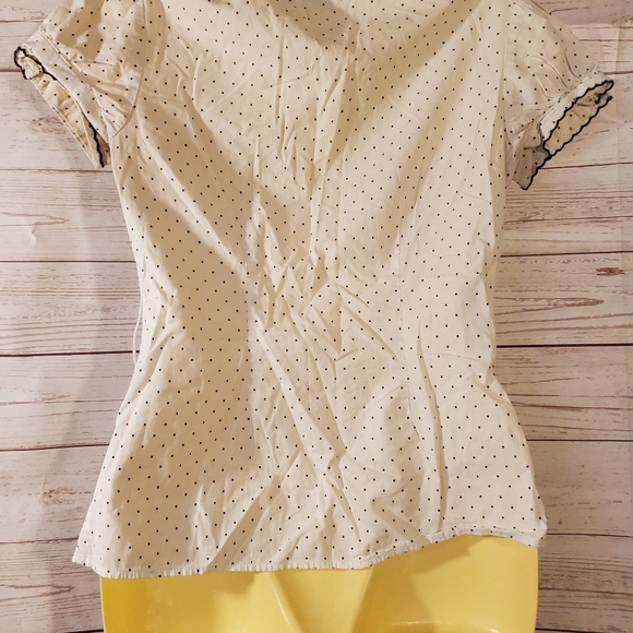 Daytrip Polka Dot Button Down Blouse - Picture 6 of 9